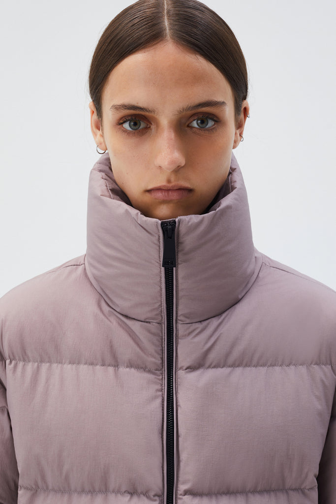 BREKKA Manchester Short Down Jacket - mauve - detail